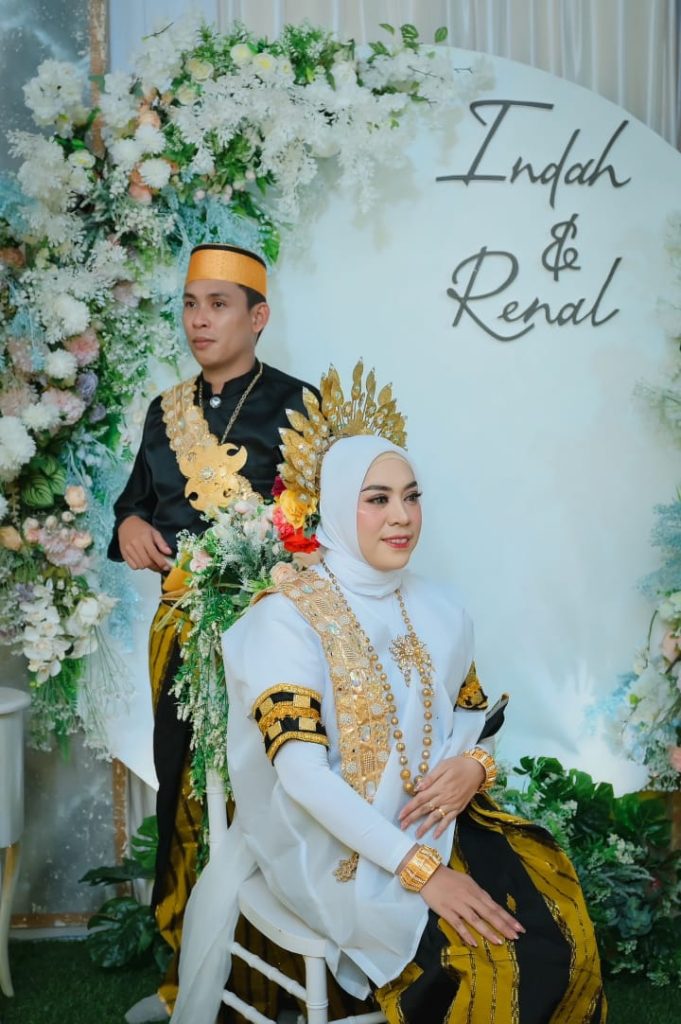 Indah & Renal (10)